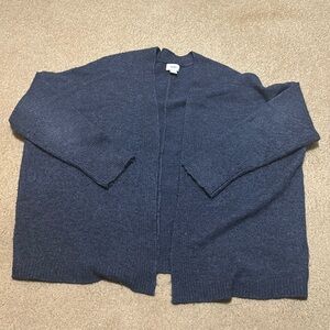 Old Navy sweater